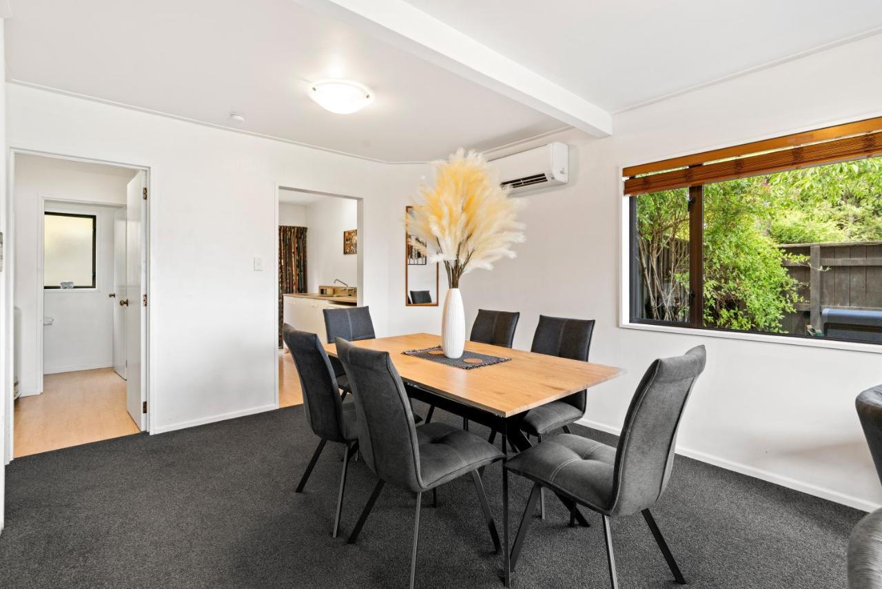 Town Centre Location With Stunning View - Unit 8 Apartment Queenstown Bagian luar foto