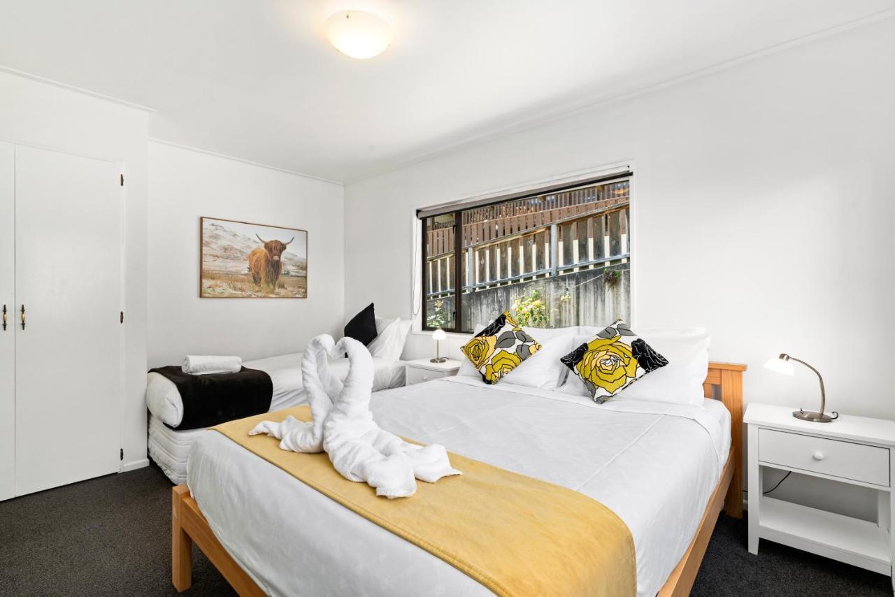 Town Centre Location With Stunning View - Unit 8 Apartment Queenstown Bagian luar foto